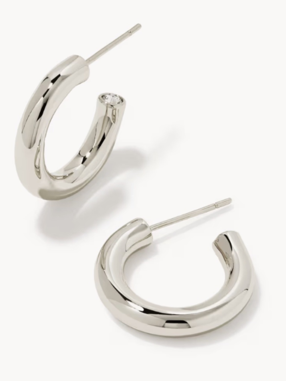Kendra Scott Colette Huggie Earrings in Silver
